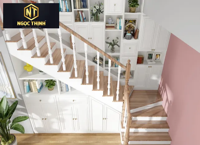 KỆ CẦU THANG NGỌC THỊNH THIẾT KẾ ĐẸP VÀ HIỆN ĐẠI